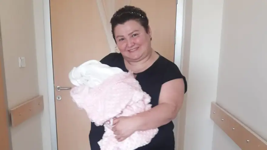 Songül Ovalı üçüncü kez torun sevinci yaşıyor...