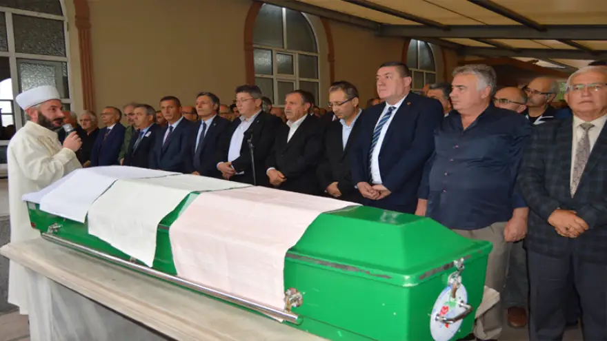 Uzun sonsuzluğa uğurlandı...