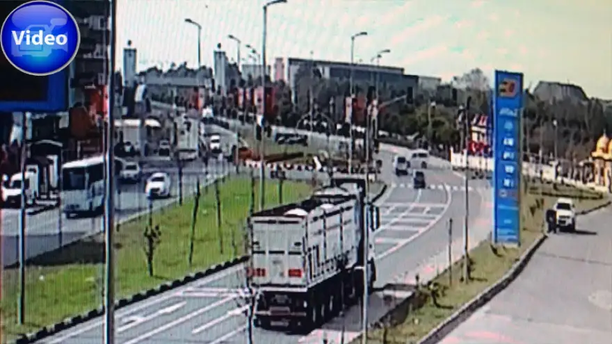 Çarpışma anı kameralara yansıdı
