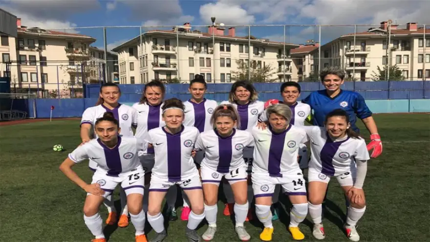 Kızlar İstanbul’da şov yaptı: 1-3