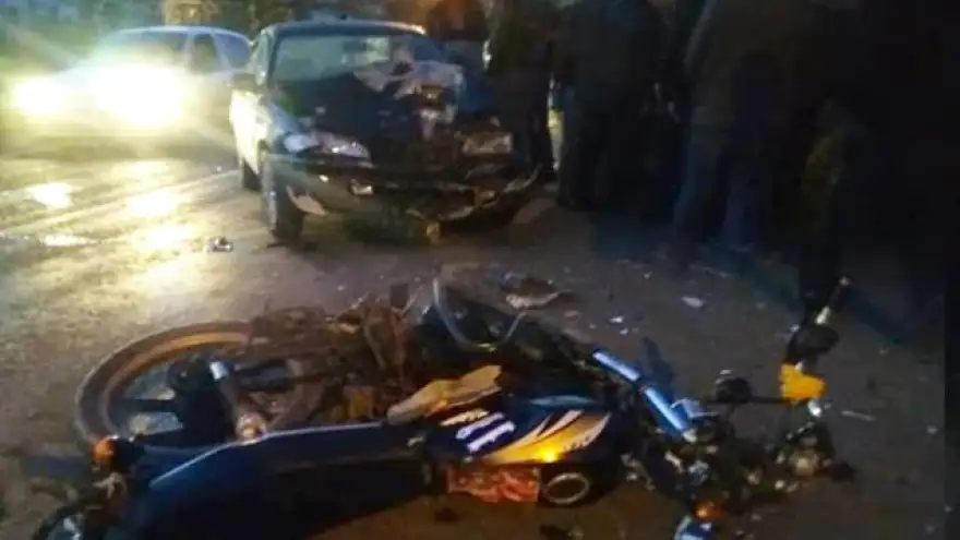 Kafa kafaya çarpıştılar