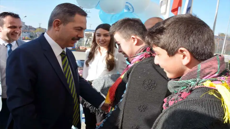 BAŞKAN UYSAL’IN ENGELLİLER GÜNÜ MESAJI..