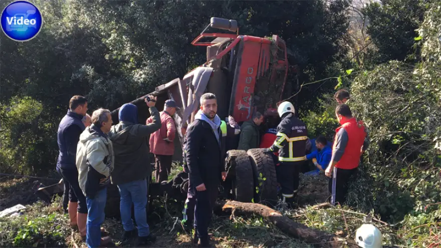 Freni patladı, 30 metreden şarampole yuvarlandı…
