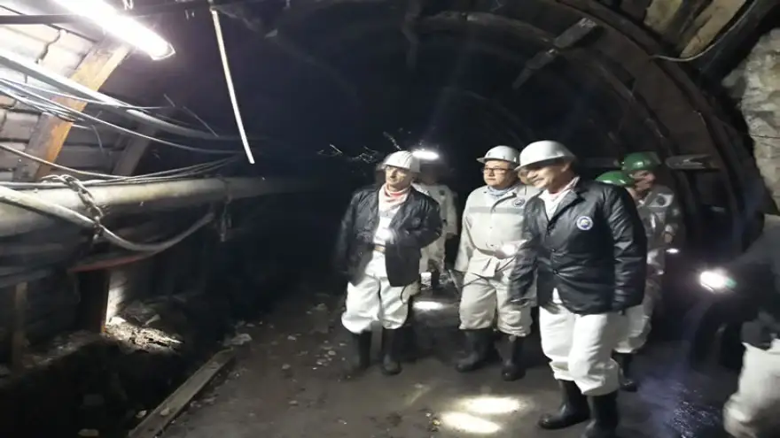 Vali Bektaş, derebaca maden ocağını gezdi