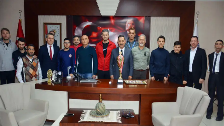 Şampiyon takıma tam altın ödülü