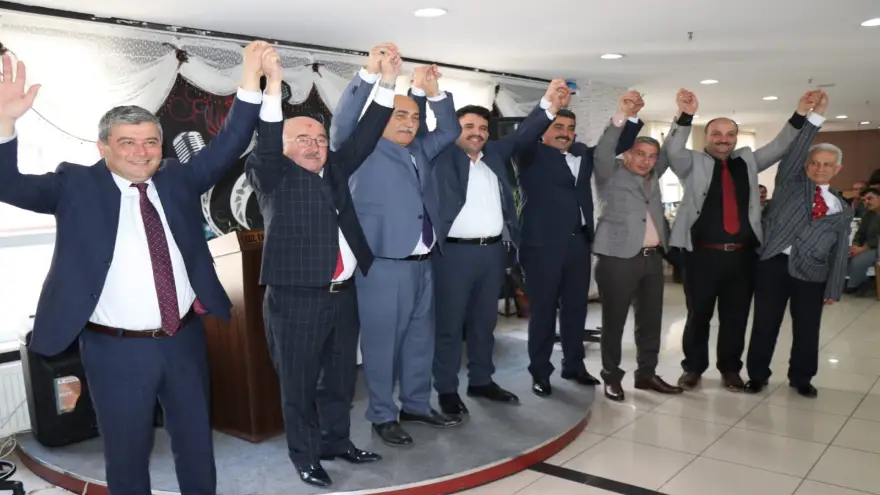 AK Parti muhtarlarla biraraya geldi...