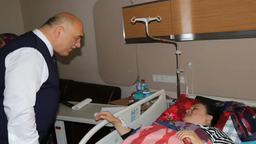 Erol Şahin'den hasta ziyareti...