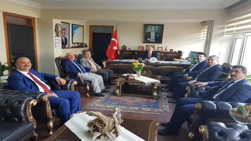 Kaymakam Çorumluoğlu'nu makamında ziyaret ettiler           