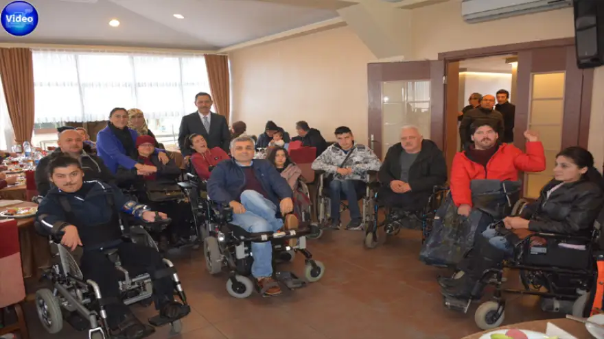 Başkan Uysal, engelli bireylerle bir araya geldi
