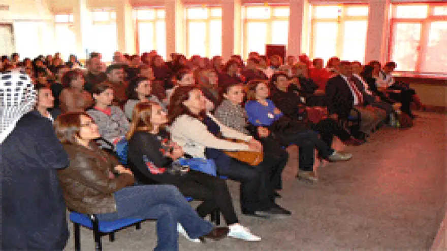 DEMİRHAN'DAN KUANTUM SEMİNERİ