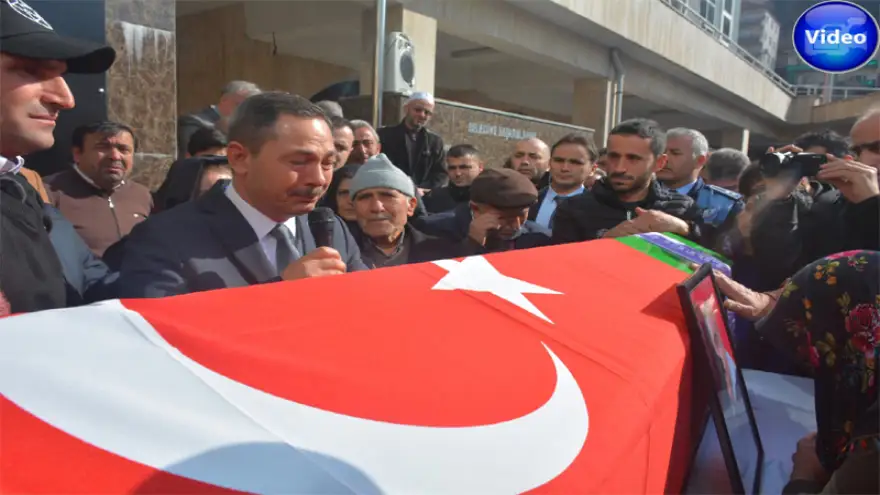 Başkan Uysal, gözyaşlarına boğuldu