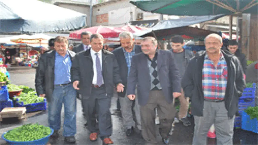 UYSAL,PAZAR YERİNDE İNCELEMELERDE BULUNDU