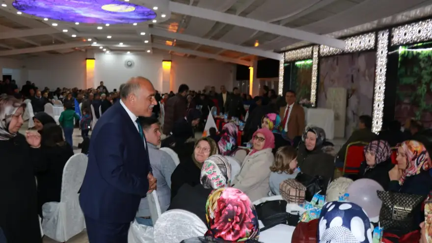 Armutlucuma bölgesi dernekleri'nden, Şahin'e destek...