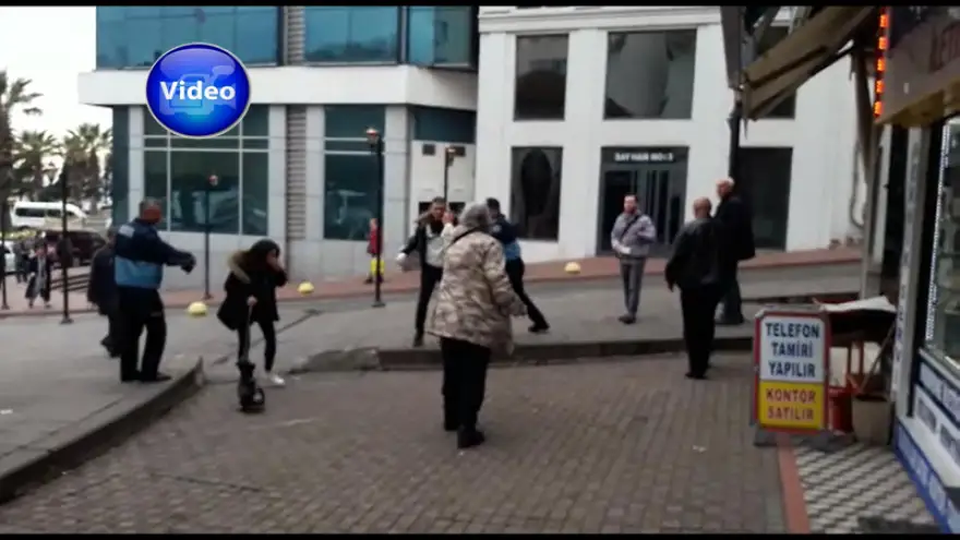 Tekme tokat, biber gazı, bıçak…