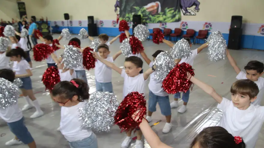 Çocuk Şenliği'nde renkli görüntüler!..