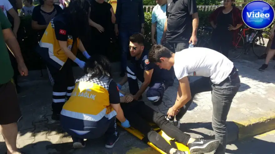 Bir anlık dalgınlıkla kaldırıma çarptı... 