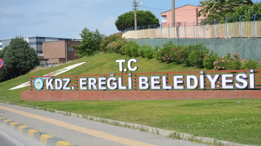 Ereğli böyle daha güzel, yeniden T.C eklendi..