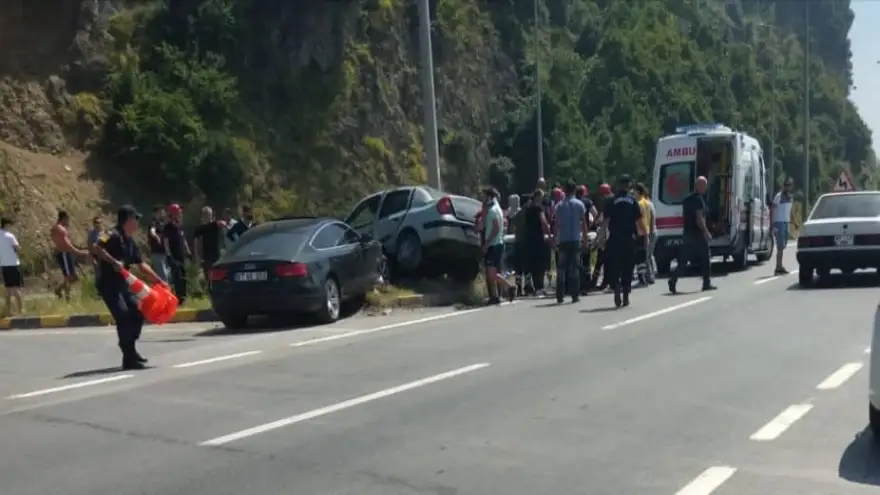 Ereğli'de trafik kazası: 3 Yaralı