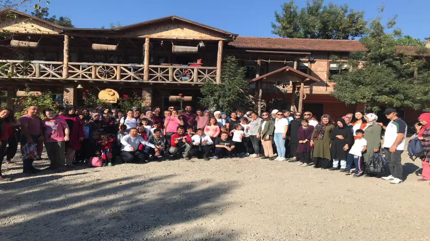 "Çocuklarımızın toplumla iç içe olmalarını önemsiyoruz"