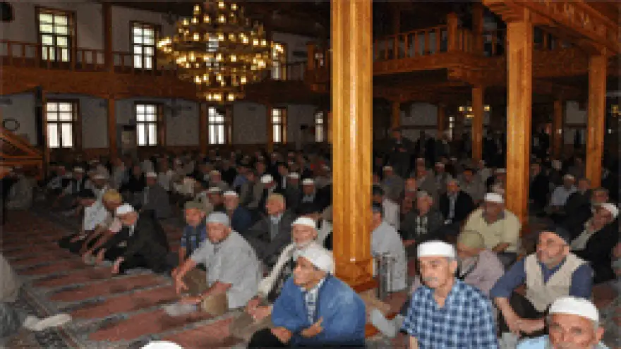 SOMA MADEN ŞEHİTLERİNİN RUHUNA MEVLİD-İ ŞERİF OKUTULDU