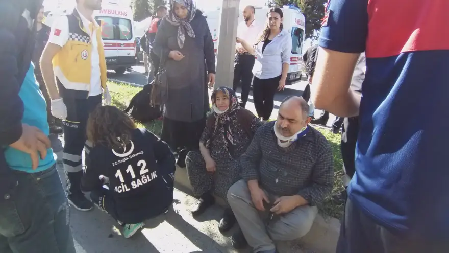 Trafik Kazası: 7 Yaralı