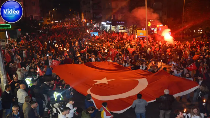 Cumhuriyet çoşkusu sokaklara sığmadı