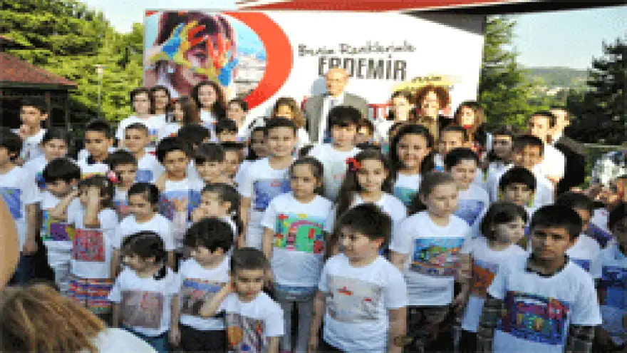 ERDEMİRLİ ÇOCUKLAR, ERDEMİRİ RESİMLERİYLE ANLATTI