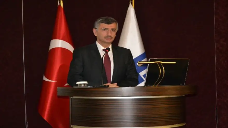 Vali Bektaş annesini kaybetti