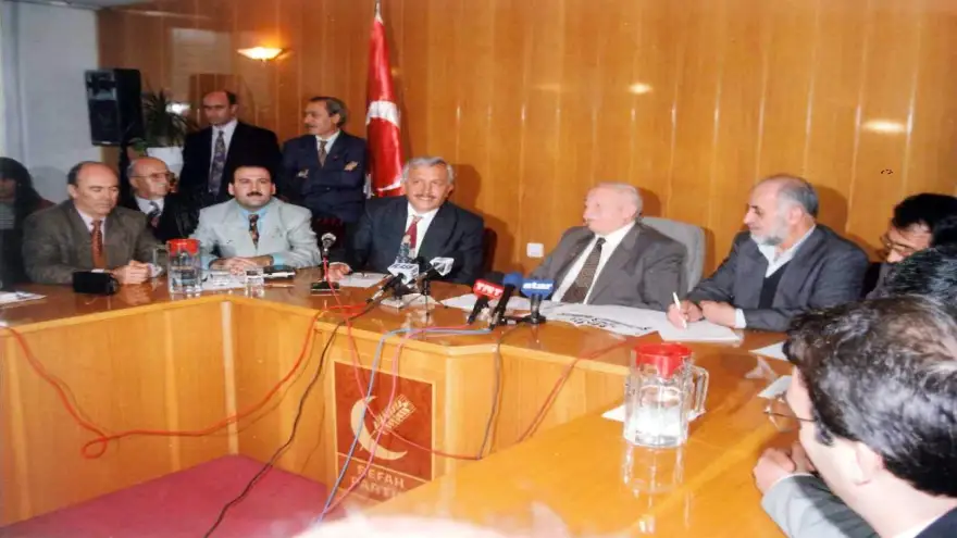 Posbıyık: "Erbakan'ı rahmetle anıyorum"