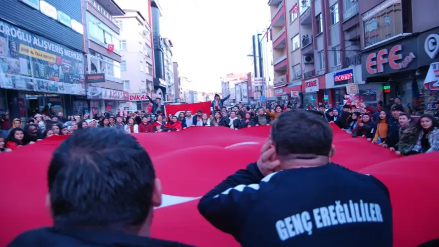 Ereğli'de şehitler için yürüdüler