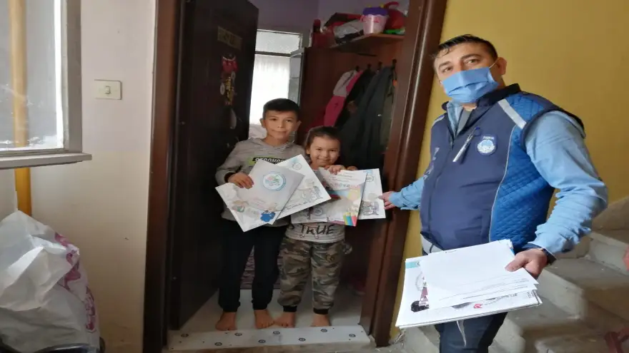 Posbıyık’tan 8 Bin çocuğa 23 Nisan hediyesi