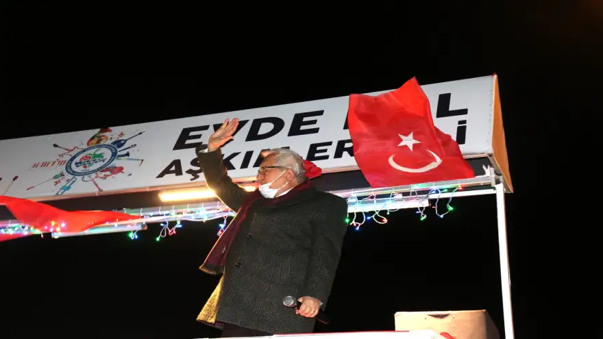 Ereğli, tek ses tek yürek Istiklal Marşını söyledi