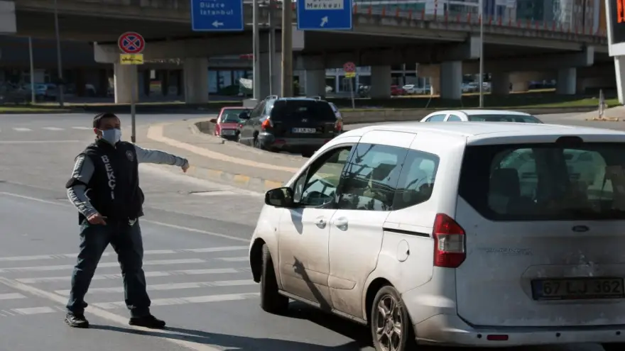 Kurallara uymayan 12 Kişiye ceza kesildi