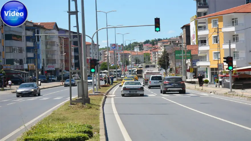 Kepez Solak Yol ayrımına sinyalizasyon kuruldu