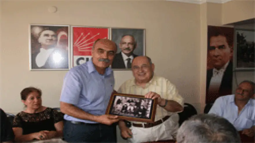 KEMAL ANADOL,EREĞLİ CHP'Yİ ZİYARET ETTİ