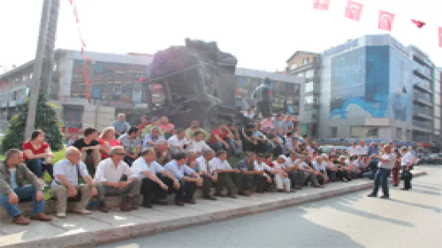 HASANEFENDİOĞLLU:ÖZELLEŞTİRMELERİ DERHAL DURDURUN