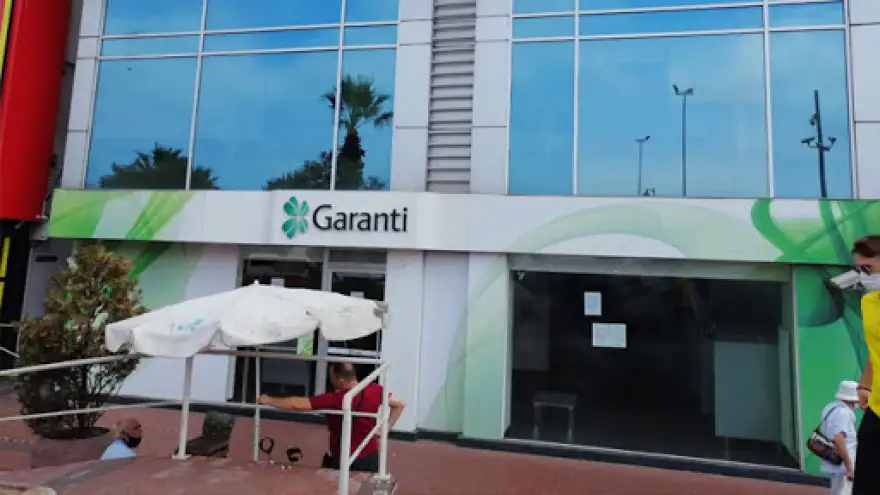 Garanti Bankası geçici süre kapatıldı