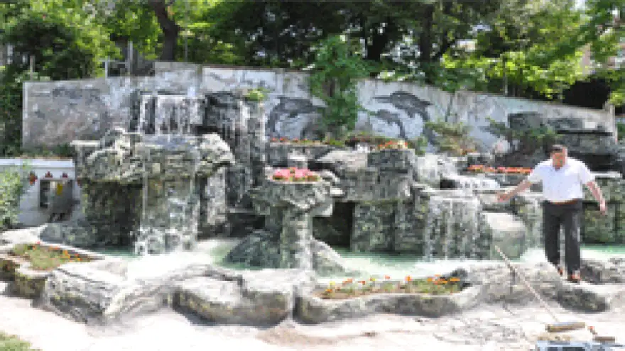 YAPAY ŞELALE YENİDEN AÇILDI