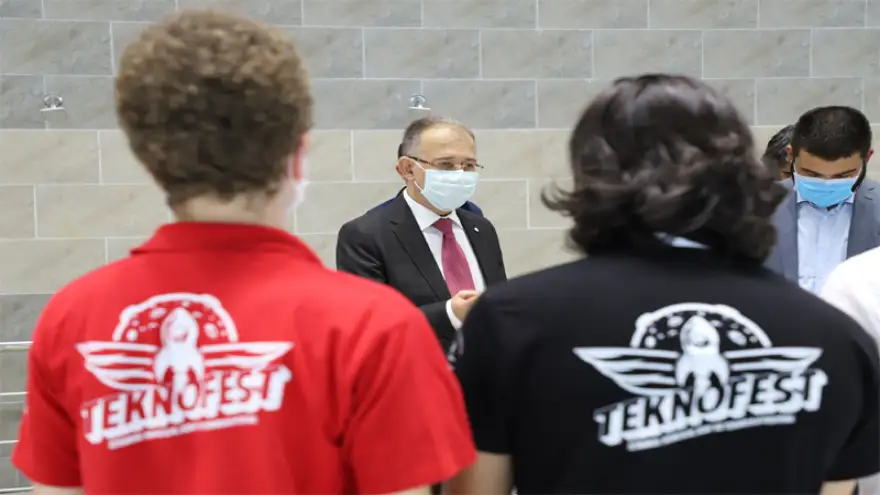 Dağlı'dan yarışmalara katılan takımlara ziyaret