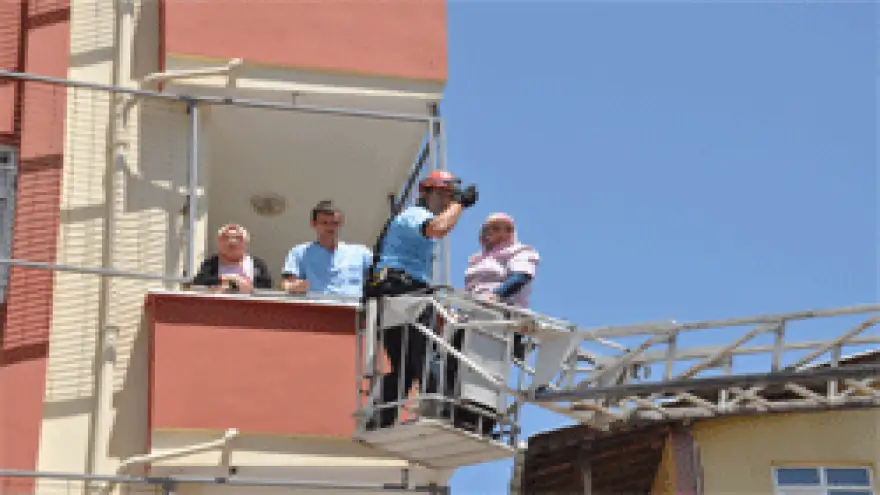 İTFAİYE'DEN KURTARMA TATBİKATI