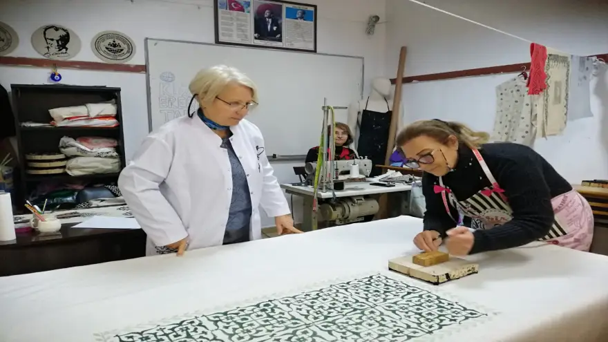 Cumhuriyet Halk Evleri, Binlerce Kursiyere Eğitim Yuvası Oldu