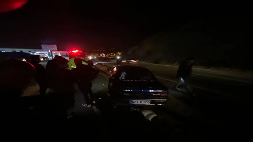Trafik Kazası: 3 Yaralı