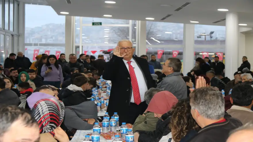 İftar sofrası herkese açık...