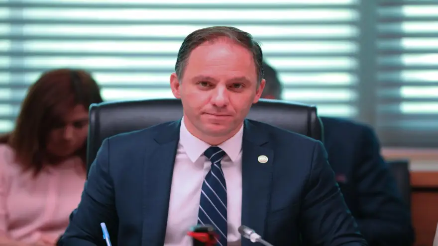 Karadeniz'de yaşanan esrarengiz patlama sesi ile ilgili açıklama...