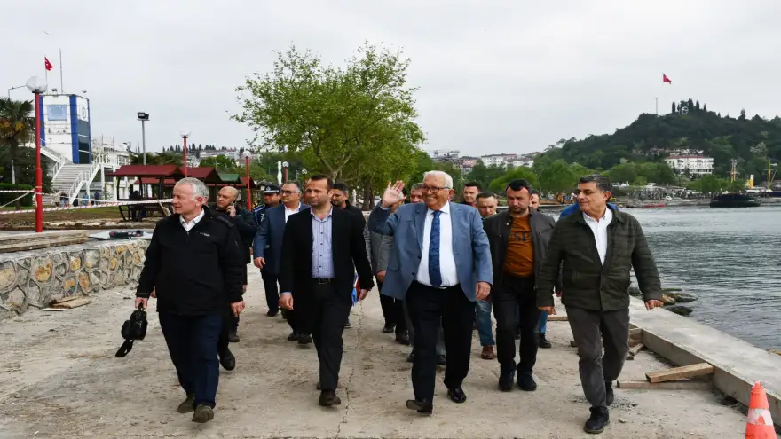 Başkan Posbıyık, Sahildeki Çalışmaları Denetledi