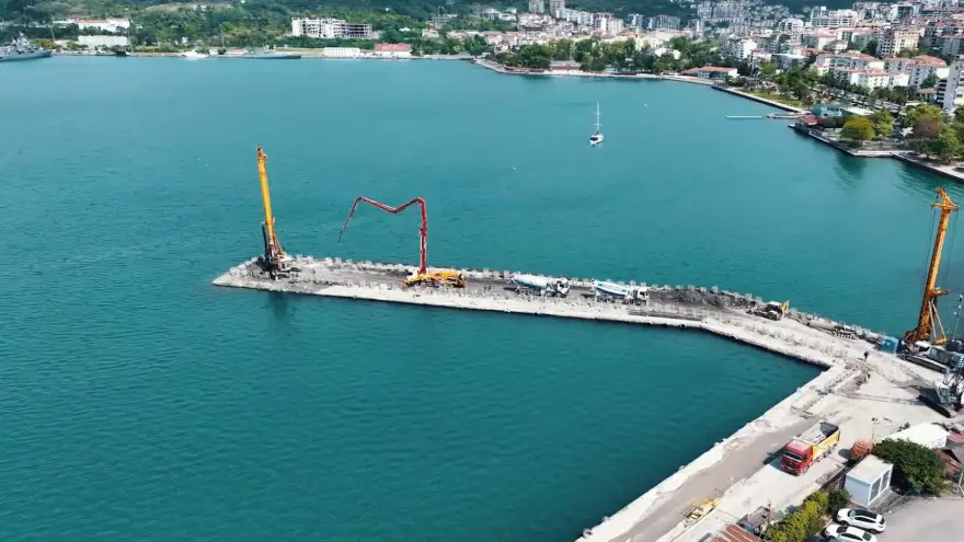 Kdz. Ereğli Belediye limanında çalışmalar sürüyor