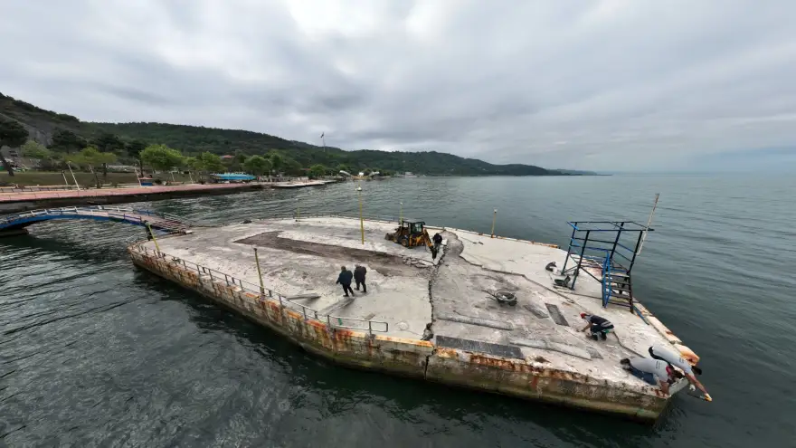 Belediye plajları sezona hazırlanıyor..