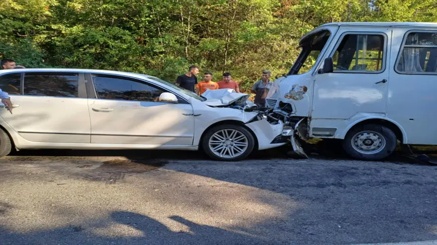 Alaplı'da trafik kazası: 6 Yaralı