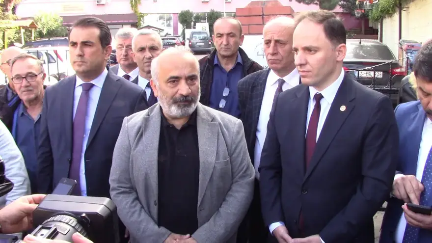 “Mahkeme yıkım oyununu bozdu, kazanan Zonguldak oldu.”

