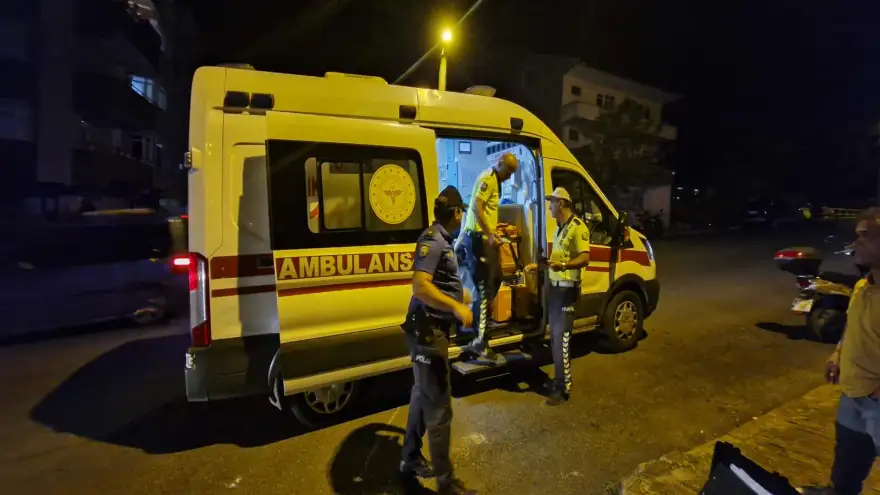 Abi kardeş kaza yaptı... Yardımına ikizi koştu…